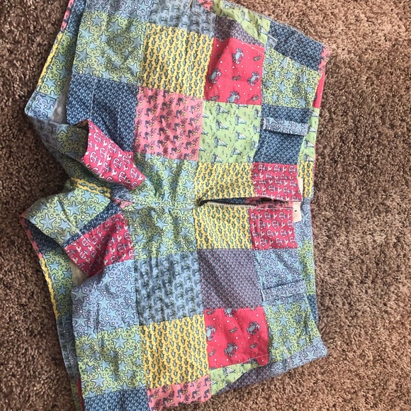 Vineyard vines shorts - Picture 2 of 4